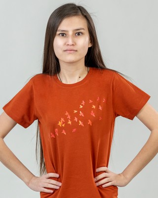 Футболка жіноча Пташки в небі теракотова - 02758 Футболка жіноча Пташки в небі теракотова - 02758