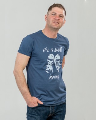 Футболка чоловіча Life is Moving джинс - 03582 Футболка чоловіча Life is Moving джинс - 03582