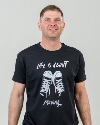 Футболка чоловіча Life is Moving чорна - 11500 Футболка чоловіча Life is Moving чорна - 11500