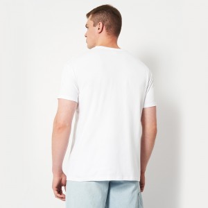 Футболка чоловіча З червоними кедами біла - 11500 Футболка чоловіча З червоними кедами біла - 11500