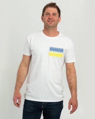 Футболка чоловіча Вишиванка маленький прапор Ukraine біла - DTF11500 Футболка чоловіча Вишиванка маленький прапор Ukraine біла - DTF11500